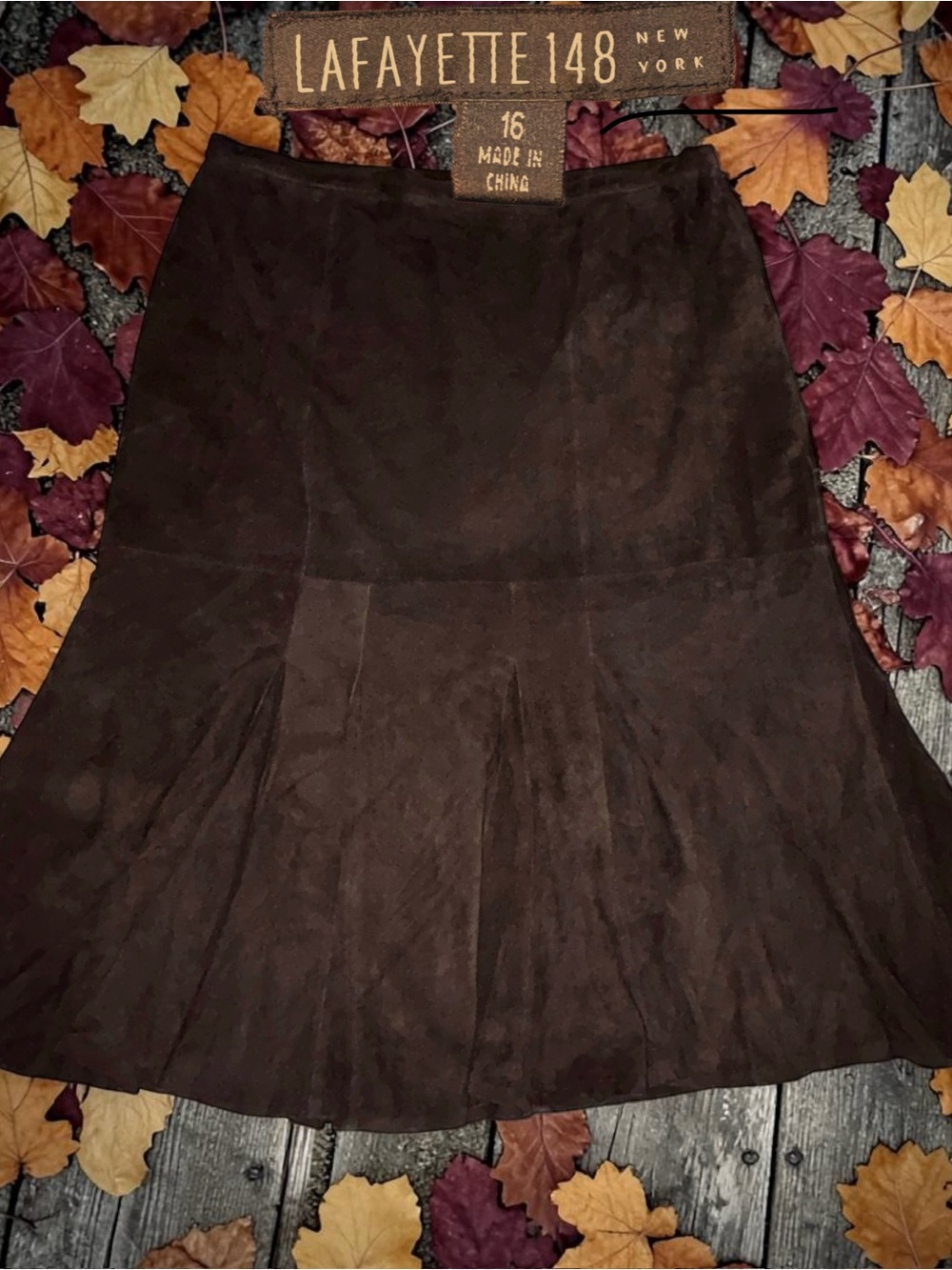 Lafayette 148 New York Dark Brown Suede A-Line Skirt Quiet Luxury Academic SZ 16